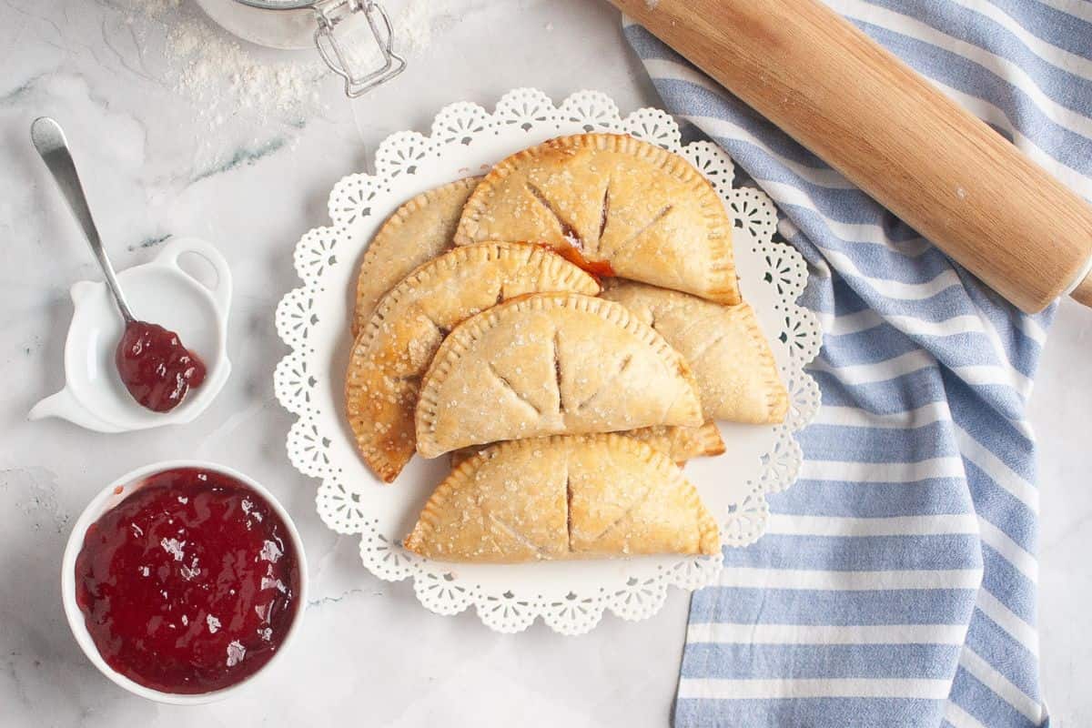 Technique of stretch and fold for perfect sourdough bread baking.
