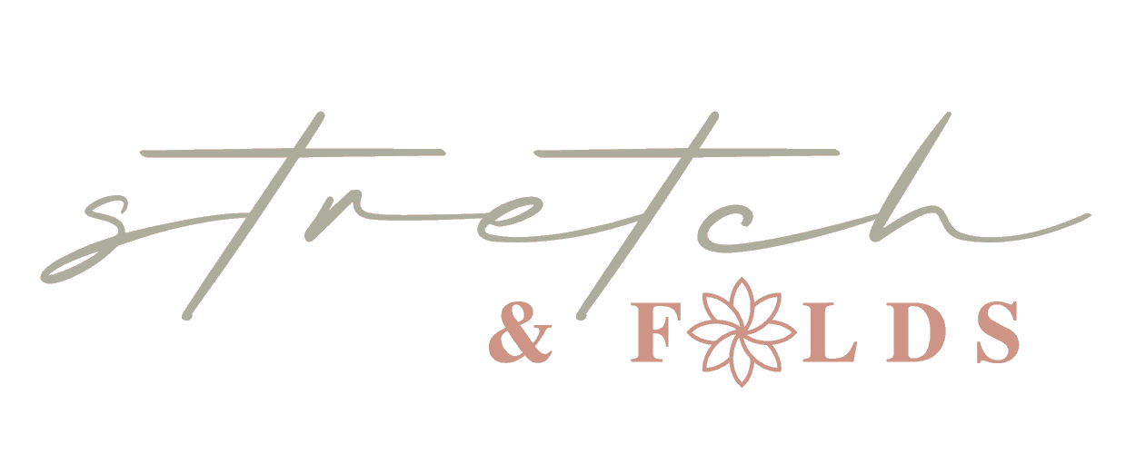 Logo where "stretch $ folds" is written.