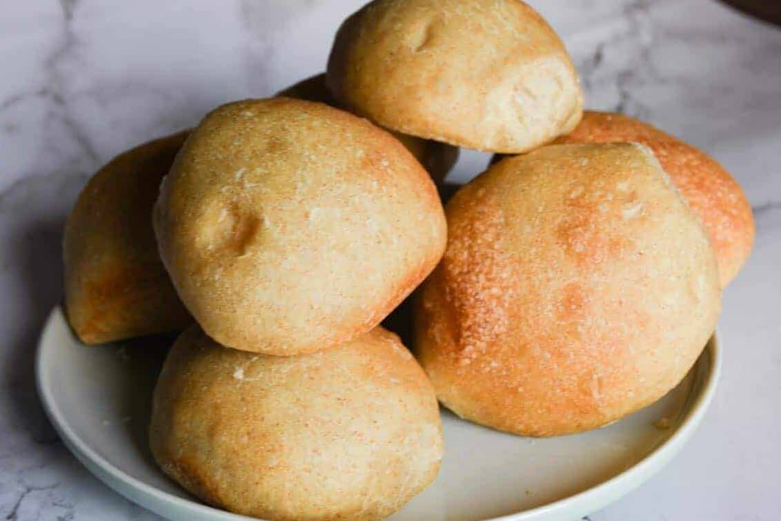 whole-wheat-sourdough-dinner-rolls