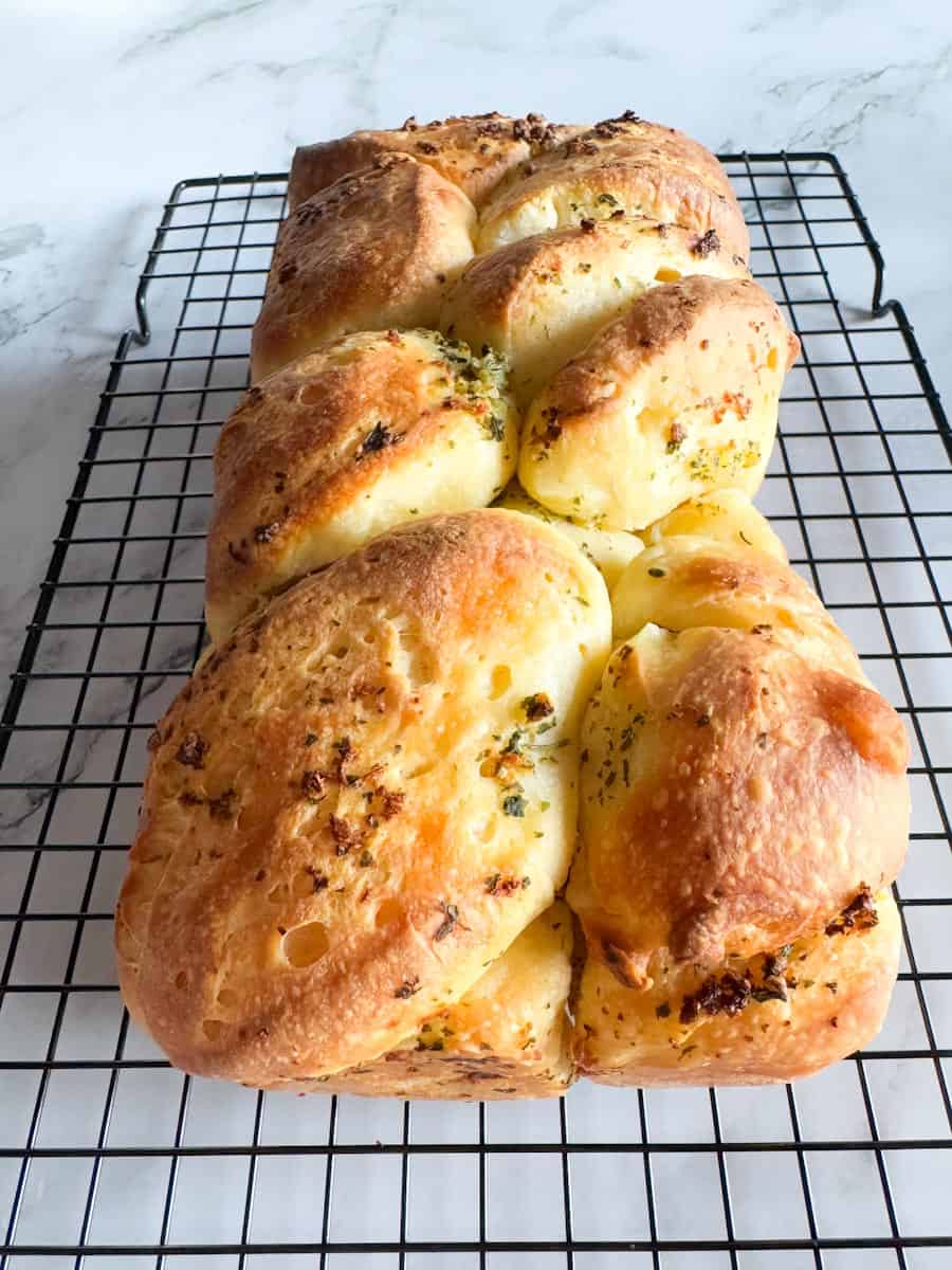 sourdough-garlic-bread-17