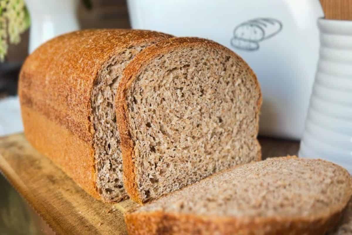 Fresh-Milled Sourdough Bread for Sandwiches and Toast.