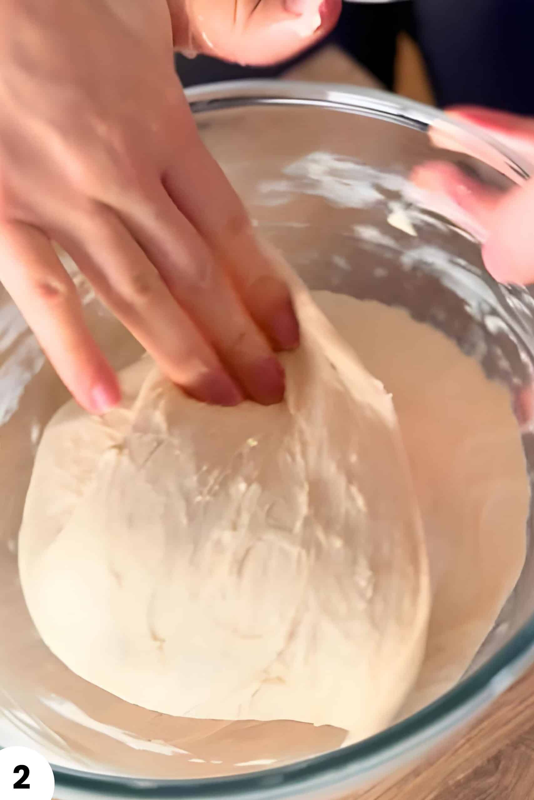 Stretch and Folds dough technique for bread baking.